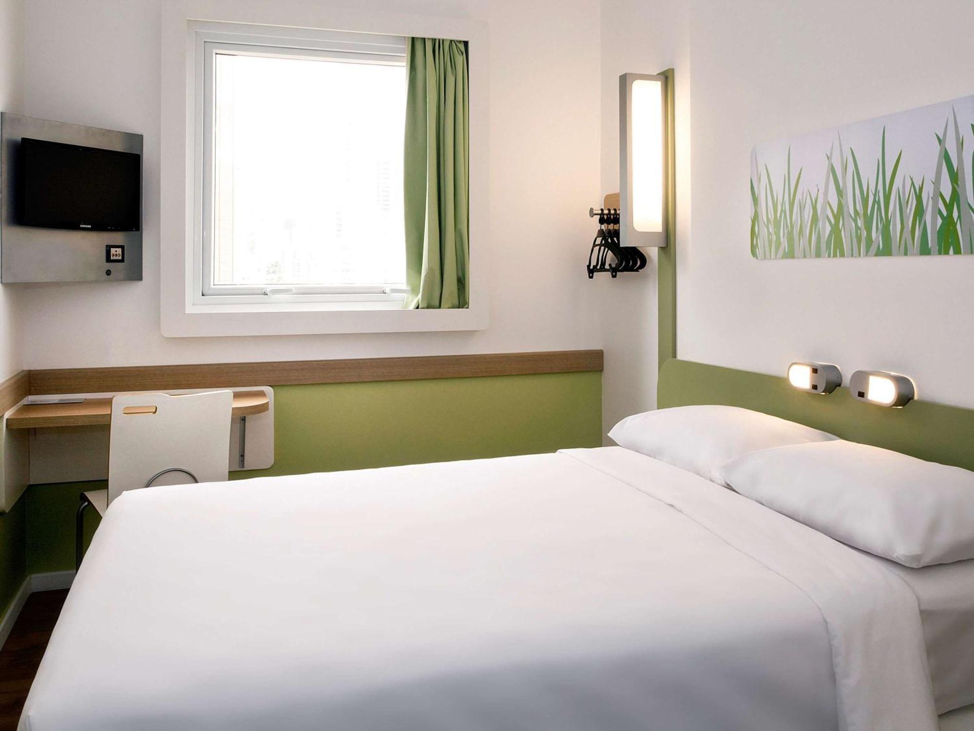 Ibis Budget Bh Afonso Pena Savassi Belo Horizonte Bagian luar foto